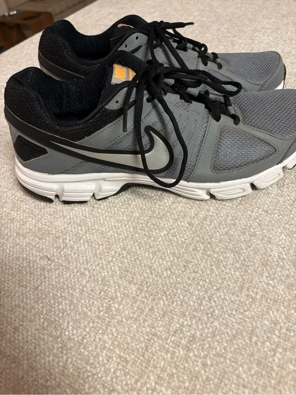 Nike Men’s Gray and Black DownShifter 5 Running Shoes with Orange Logo Size 9.5